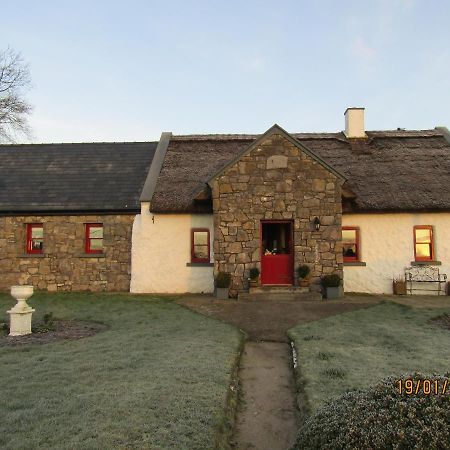 The Thatched Cottage B&B Claregalway Extérieur photo
