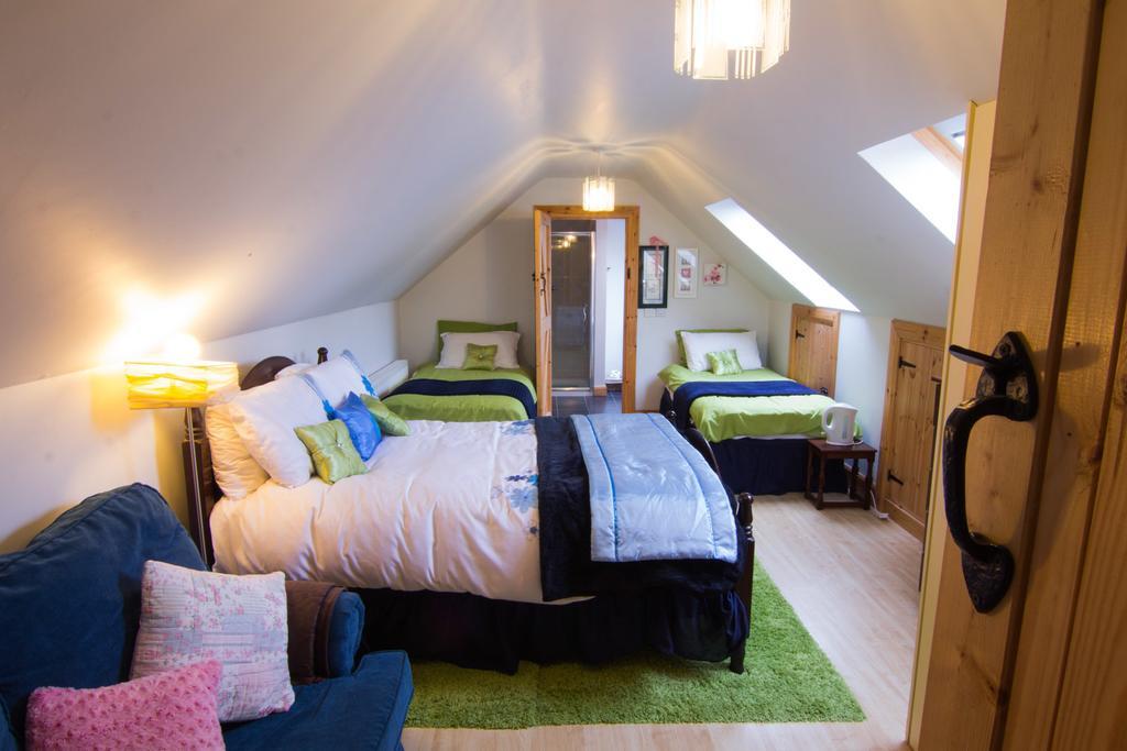 The Thatched Cottage B&B Claregalway Chambre photo