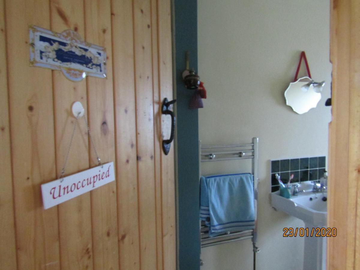The Thatched Cottage B&B Claregalway Extérieur photo