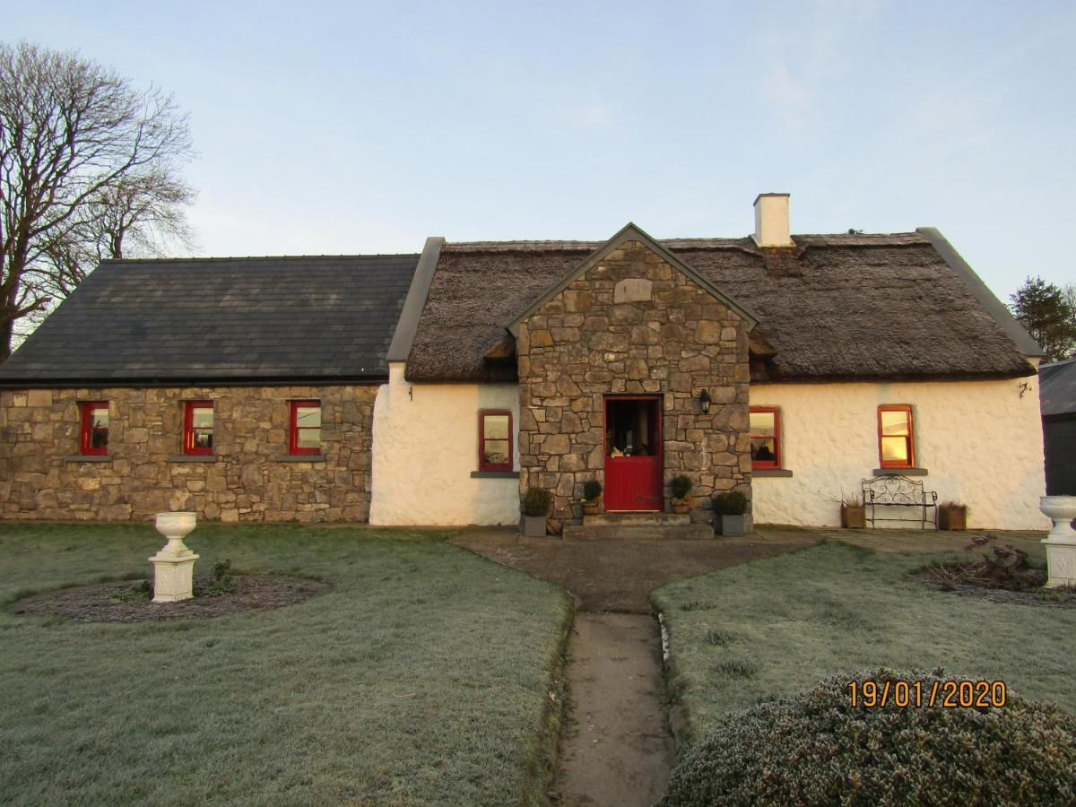 The Thatched Cottage B&B Claregalway Extérieur photo